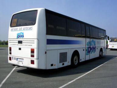 Photo d'un bus de la société BSA (Bretagne Sud Habitat)